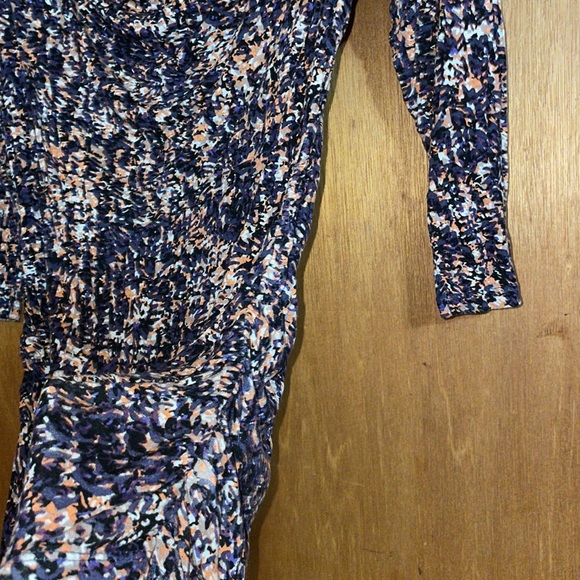 🥳H/P🎉•MOTHERHOOD MATERNITY•NWOT PURPLE/CORAL ABSTRACT RUCHING SCOOPNECK MEDIUM - Picture 5 of 8